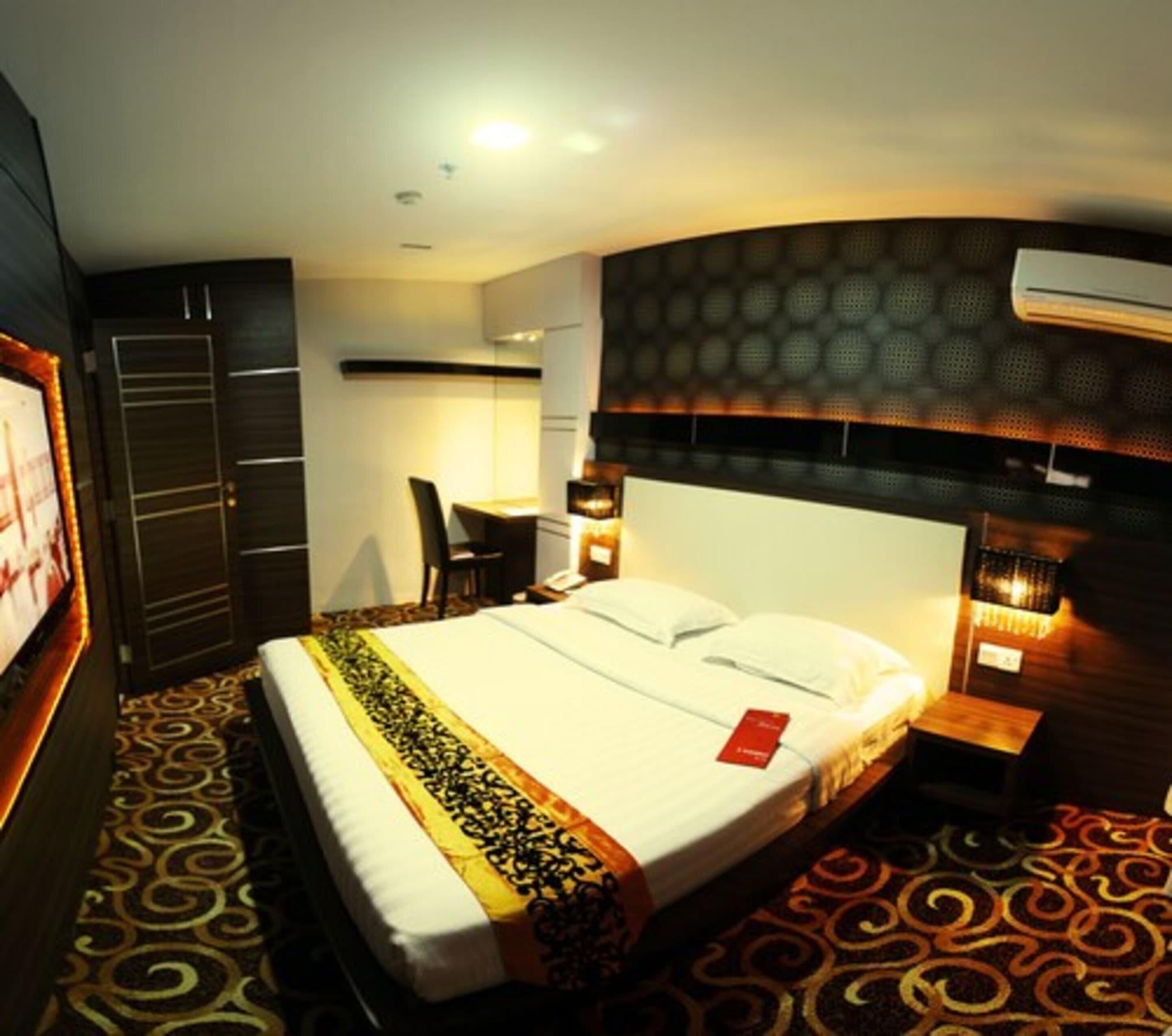 89 Hotel Batam Экстерьер фото