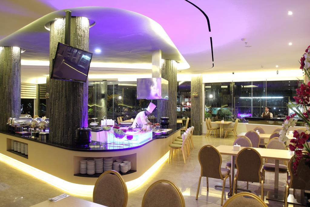 89 Hotel Batam Экстерьер фото